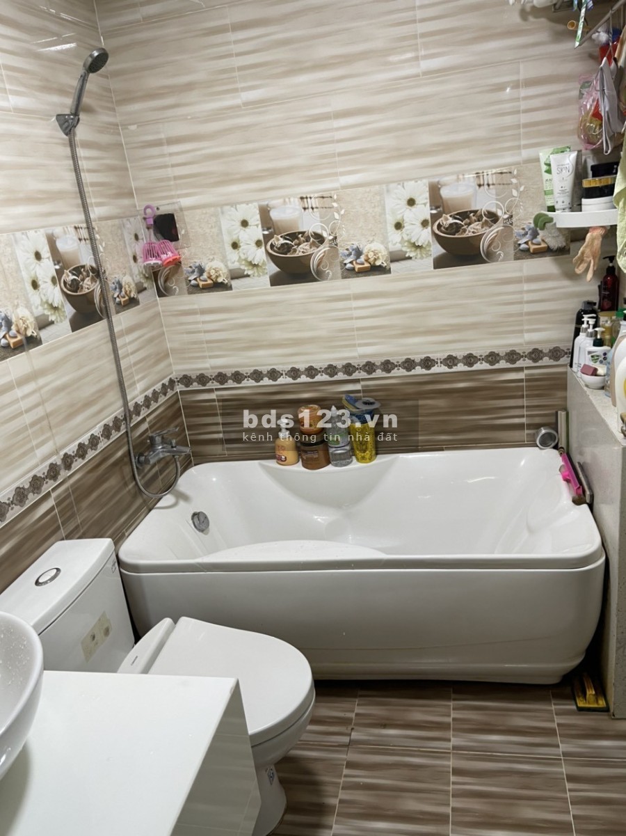 Bán Nhà Khuông Việt, Tân Phú, diện tích 57m2, 4 Tầng, BTCT, giá rẻ 0902485485