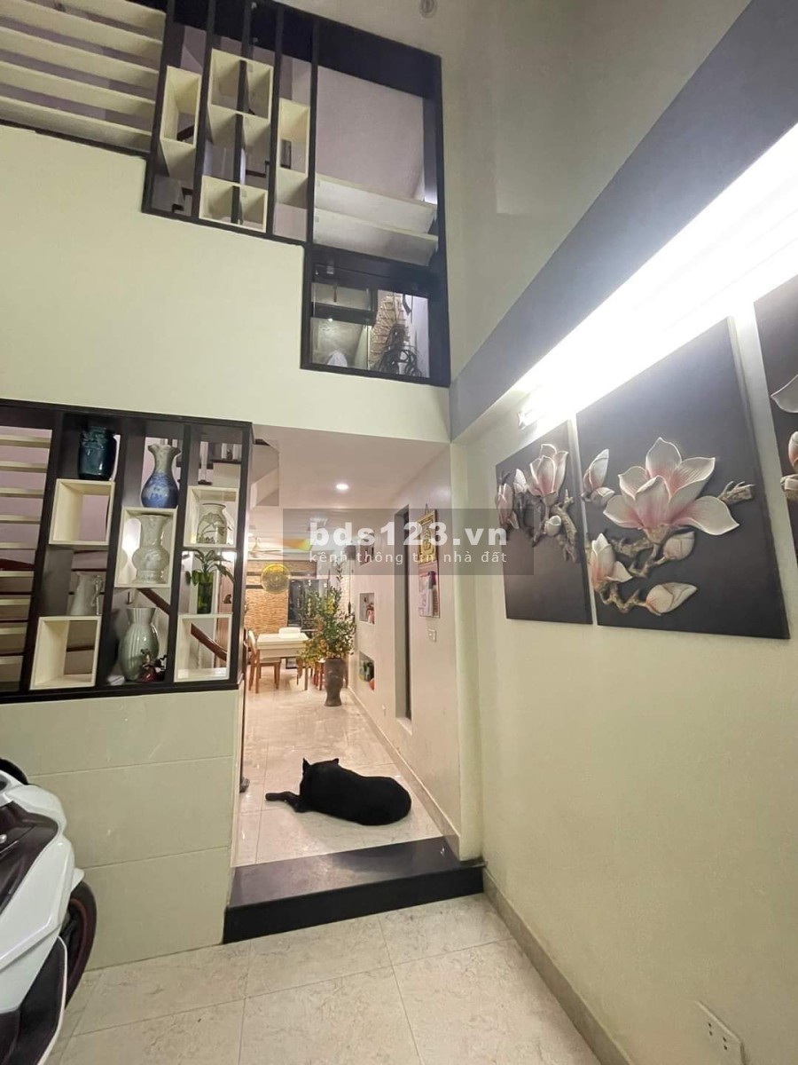 Bán nhà phố Phan Đình Giót, Thanh Xuân, thuộc khu cán bộ công nhân viên chức.