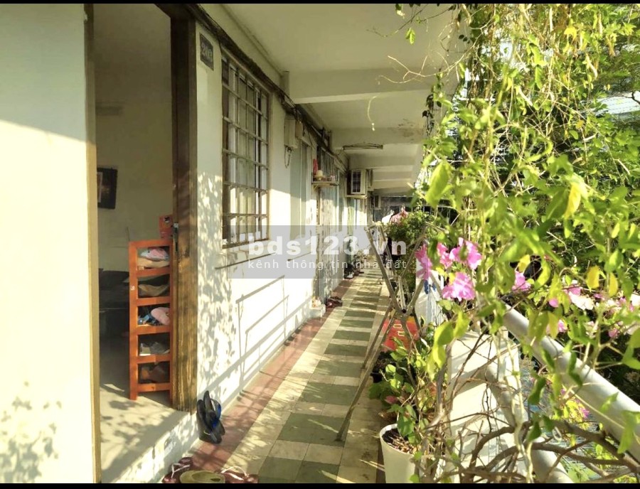 Cần bán gấp căn hộ chung cư Hoàng Diệu Quận 4 liên hệ 0385188231, pháp lý đủ