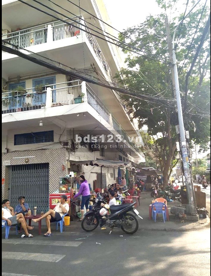 Cần bán gấp căn hộ chung cư Hoàng Diệu Quận 4 liên hệ 0385188231, pháp lý đủ
