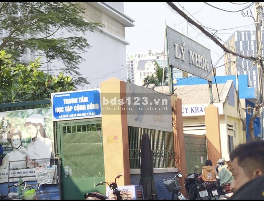 Cần bán gấp căn hộ chung cư Hoàng Diệu Quận 4 liên hệ 0385188231, pháp lý đủ