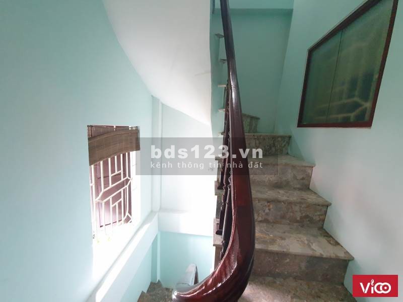 Bán nhà gần phố ô tô đỗ đầu ngõ thiết kế nhiêu phòng, kiến trúc nhà đẹp, lh 0966754131