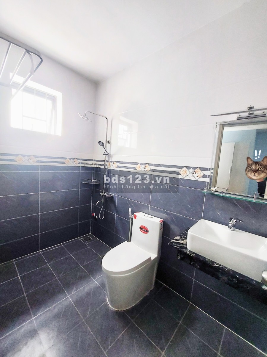 Nhà đẹp, liên hệ sđt 0902378193, dân trí cao, khu dân cư an ninh, đã ở được hơn 80%