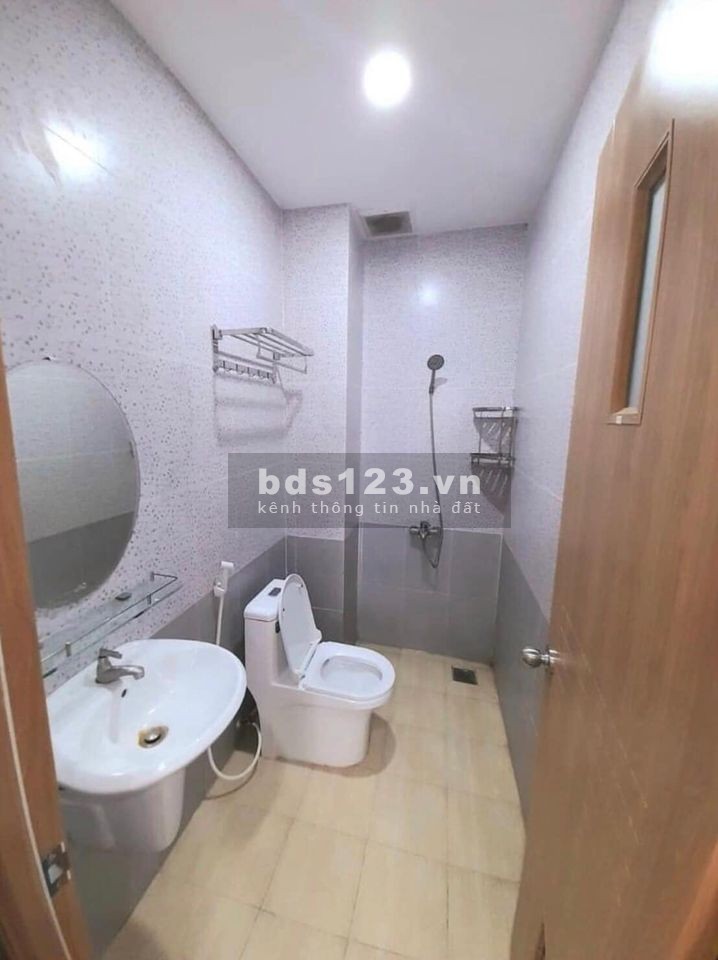 Nhà đẹp hẻm xe hơi Lê Đức Thọ diện tích sử dụng 4x10m giá chỉ 4,9 tỷ thương lượng