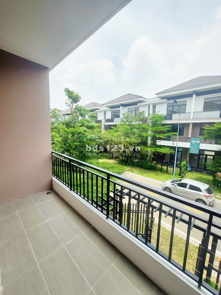 Nhà đẹp, liên hệ sđt 0902378193, dân trí cao, khu dân cư an ninh, đã ở được hơn 80%