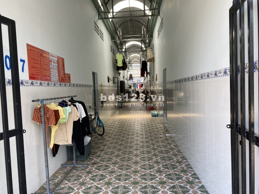 Cần bán đất 300m và căn trọ 16p ngay khu công nghiệp chợ và đường buôn bán