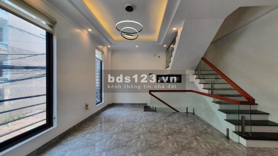 Nguyễn Sơn, khu Vip hàng không 31m2, giá bán 5.9 tỷ nhà mới đẹp đúc 5 tầng thoáng
