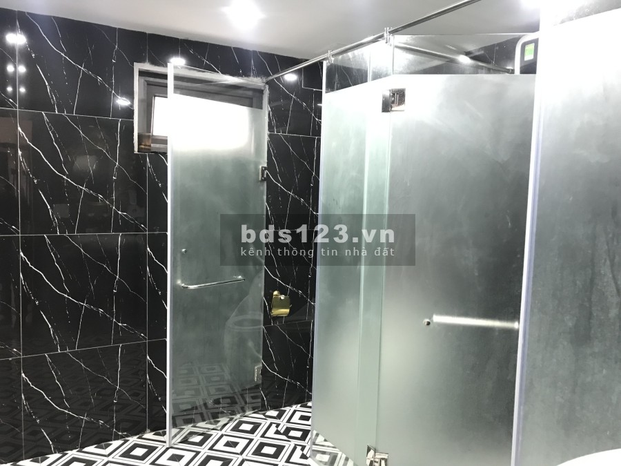 Bán nhà nguyên căn ở trung tâm Quận Đống Đa, giá chỉ hơn 5 tỷ, dtsd 26/32m2 khu an ninh