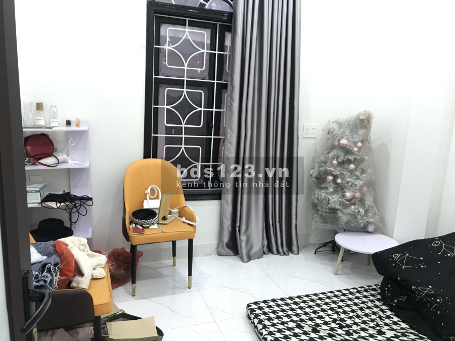 Bán nhà nguyên căn ở trung tâm Quận Đống Đa, giá chỉ hơn 5 tỷ, dtsd 26/32m2 khu an ninh