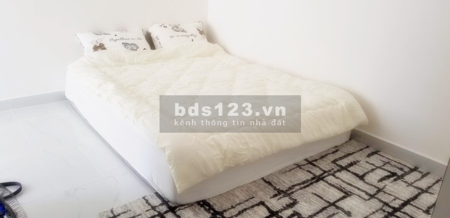 Bán căn góc 3PN đầy đủ nội thất y hình, hướng mát. Giá 8.8 tỷ bao hết, có hỗ trợ vay ngân hàng