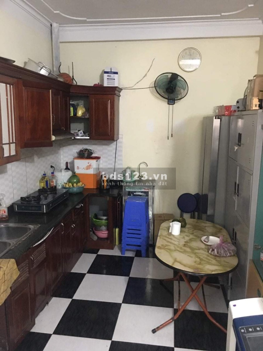 Thượng Thanh ô tô đỗ cửa ngõ thông, 30m ô tô tránh, diện tích 34m2, 3 tầng, giá 2.85 tỷ
