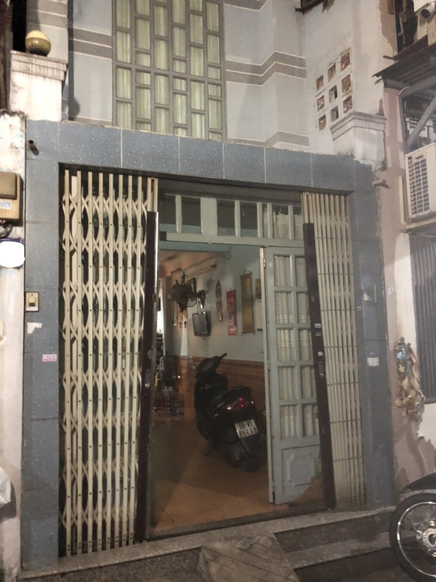 Bán nhà nguyên căn đẹp tặng đầy đủ nội thất hẻm 1 sẹc Dương Bá Trạc giá bán 6.5 tỷ