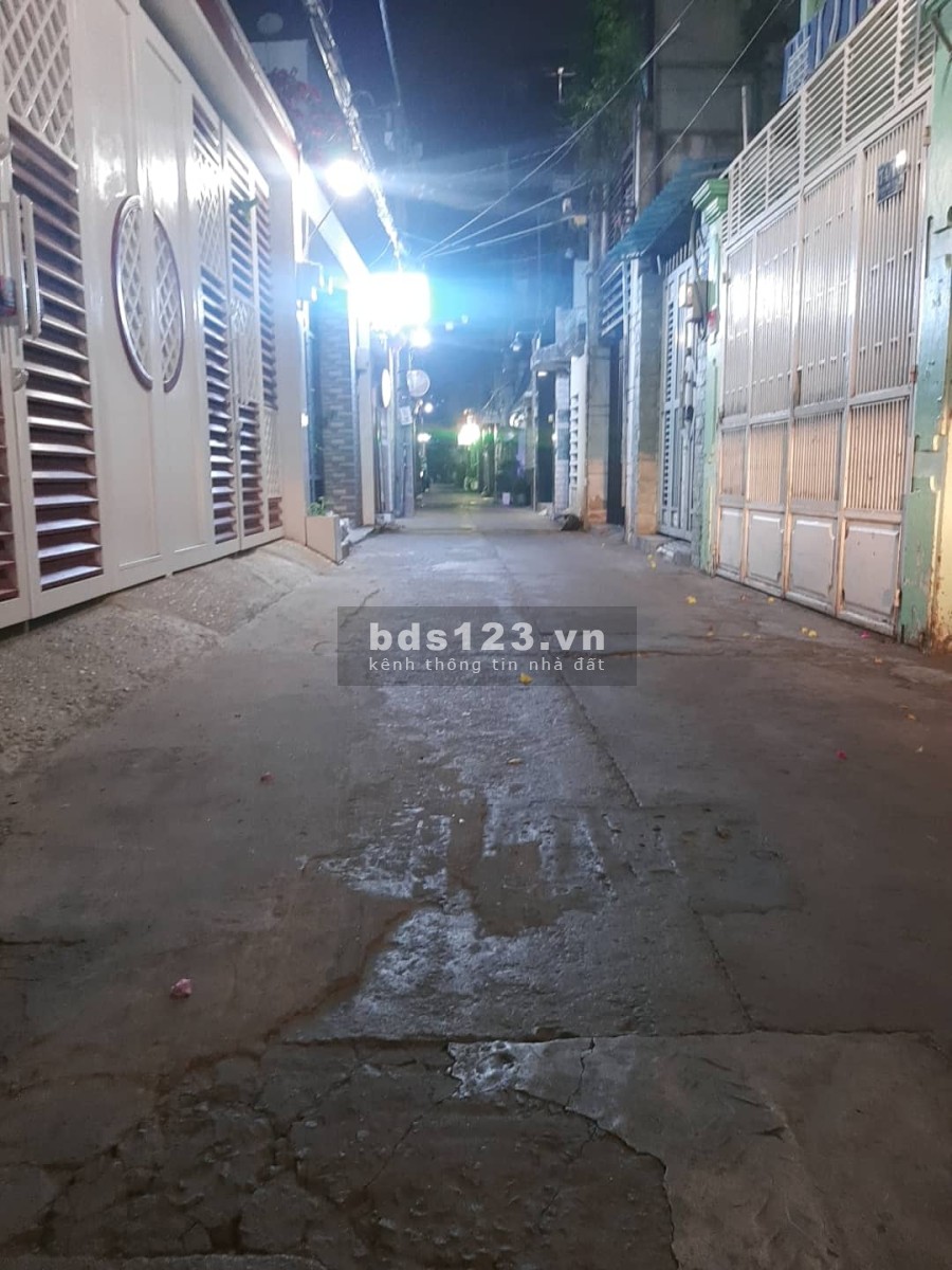 Bán nhà nguyên căn trung tâm Quận 3, giá rẻ diện tích 66m2, giá bán chỉ 4.5 tỷ, khu dân cư