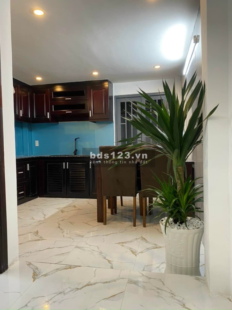 Hẻm xe hơi gần 70m2, giá bán 6.6 tỷ, trục trương Công Định, pháp lý chính chủ, khu dân trí cao