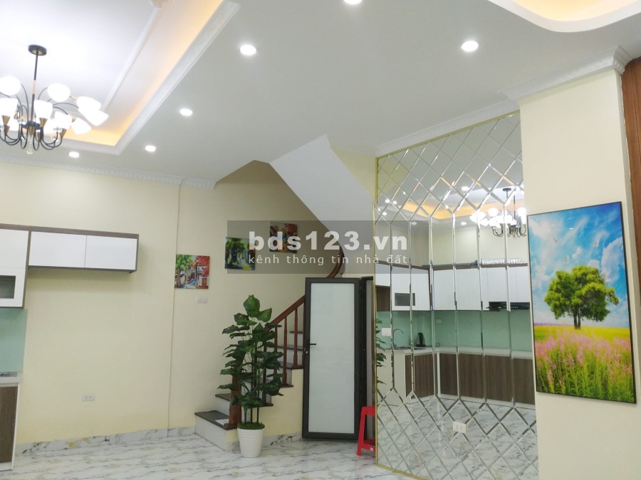 Nhà đẹp nhất quận Hoàng Mai, Nguyễn An Ninh 41m2 x 5 tầng mặt tiền 5.8m cực đẹp, chỉ 5,5 tỷ