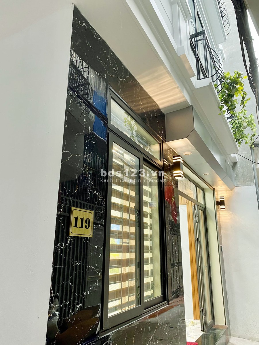 Nhà đẹp nhất quận Hoàng Mai, Nguyễn An Ninh 41m2 x 5 tầng mặt tiền 5.8m cực đẹp, chỉ 5,5 tỷ