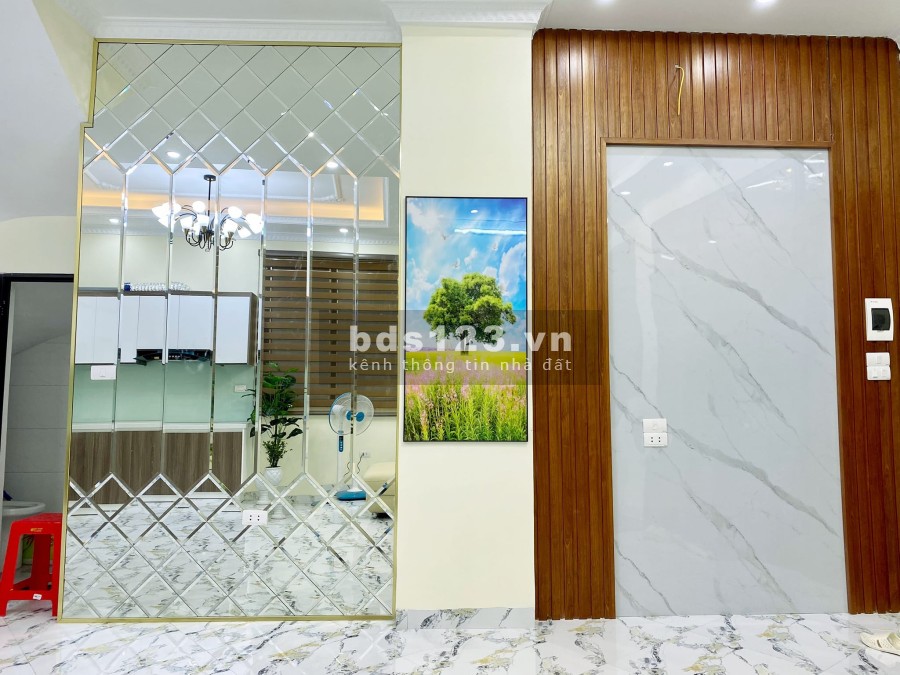 Nhà đẹp nhất quận Hoàng Mai, Nguyễn An Ninh 41m2 x 5 tầng mặt tiền 5.8m cực đẹp, chỉ 5,5 tỷ