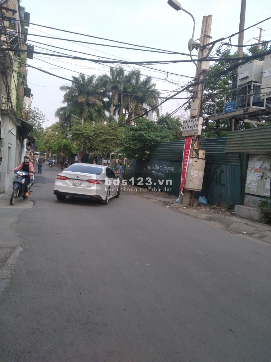 Tân Xuân, Đông Ngạc,Bắc Từ Liêm,43m giá đẹp 3.05 tỷ ô tô tránh ba gác 10m, mua đất tặng nhà