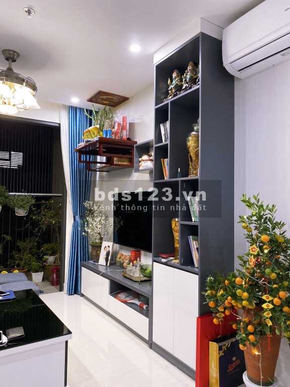 Cần bán gấp căn hộ 2 pn, 1 nvs đầy đủ nội thất, giá siêu tốt, có thương lượng chính chủ