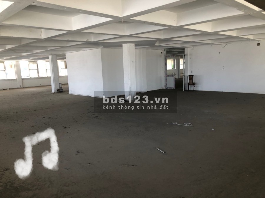 Cho thuê kho, xưởng, văn phòng*5.500m2 mặt tiền Xa lộ Hà Nội, P. Trường Thọ, TP. Thủ Đức