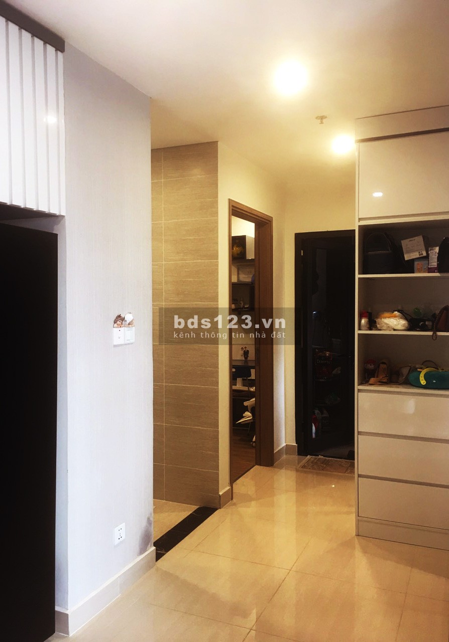 Cần bán gấp căn hộ 2 pn, 1 nvs đầy đủ nội thất, giá siêu tốt, có thương lượng chính chủ
