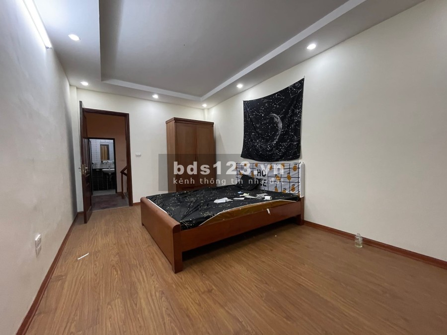 Chính chủ bán nhà Xuân Phương, diện tích 33m2, 4 tầng bê tông, ô tô đỗ cửa giá chỉ 3.7 tỷ