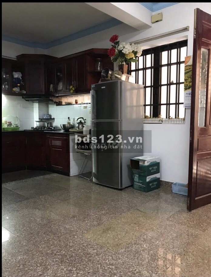 Cần bán căn hộ tầng trệt có 1 lầu & lối đi riêng biệt, nội thất đầy đủ lh 0938804788