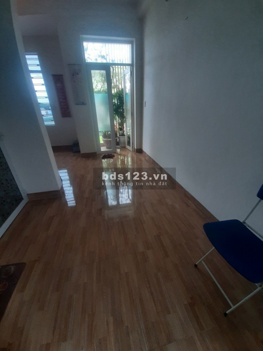 Định cư nơi mới cần bán nhà 3 tầng giá 4.3 tỷ, lh 0972649632 thiết kế gọn gàng