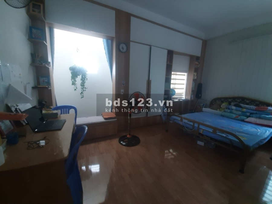 Định cư nơi mới cần bán nhà 3 tầng giá 4.3 tỷ, lh 0972649632 thiết kế gọn gàng
