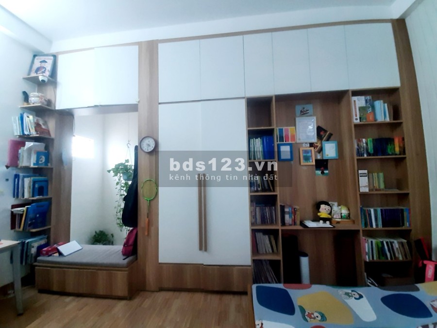 Định cư nơi mới cần bán nhà 3 tầng giá 4.3 tỷ, lh 0972649632 thiết kế gọn gàng