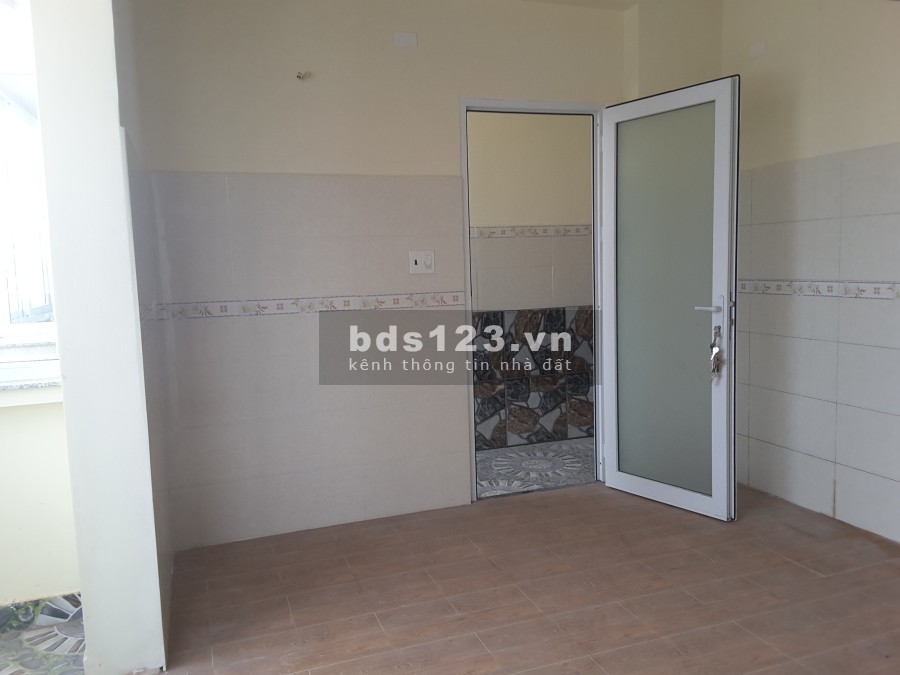 Phòng trọ mới xây kiên cố giá rẻ Quận Bình Tân, khu an ninh, yên tĩnh, chủ nhà hiền lành
