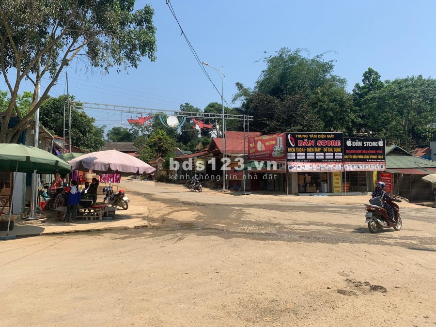 Em cần ra đi nhanh 5 lô đất liền kề huyện Lang Chánh, giá yêu thương, lh 0983.385.986