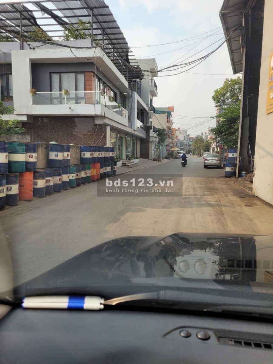 Bán đất Đông Anh, ngõ thông, ô tô tránh, kinh doanh sầm uất chỉ 4 tỷ sổ sẵn chính chủ
