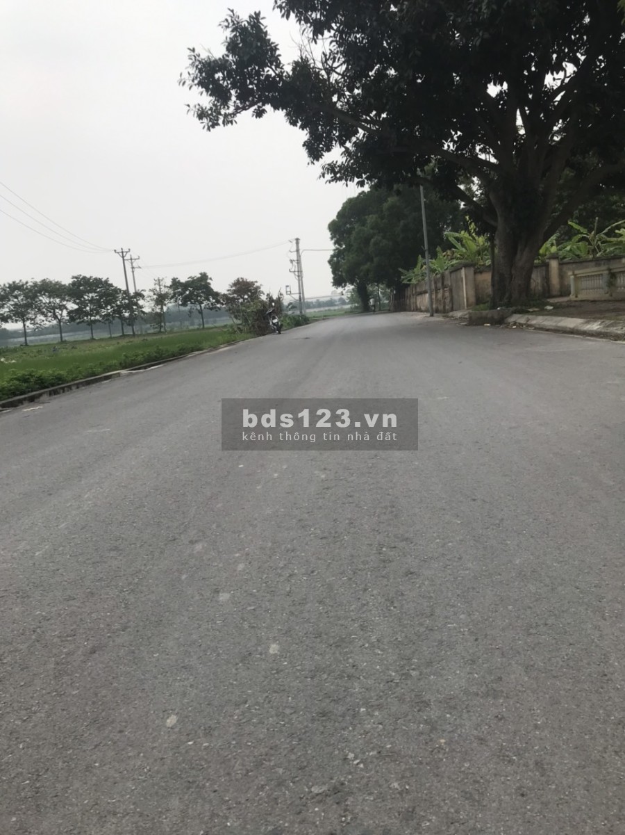 Bán đất Đông Anh, ngõ thông, ô tô tránh, kinh doanh sầm uất chỉ 4 tỷ sổ sẵn chính chủ