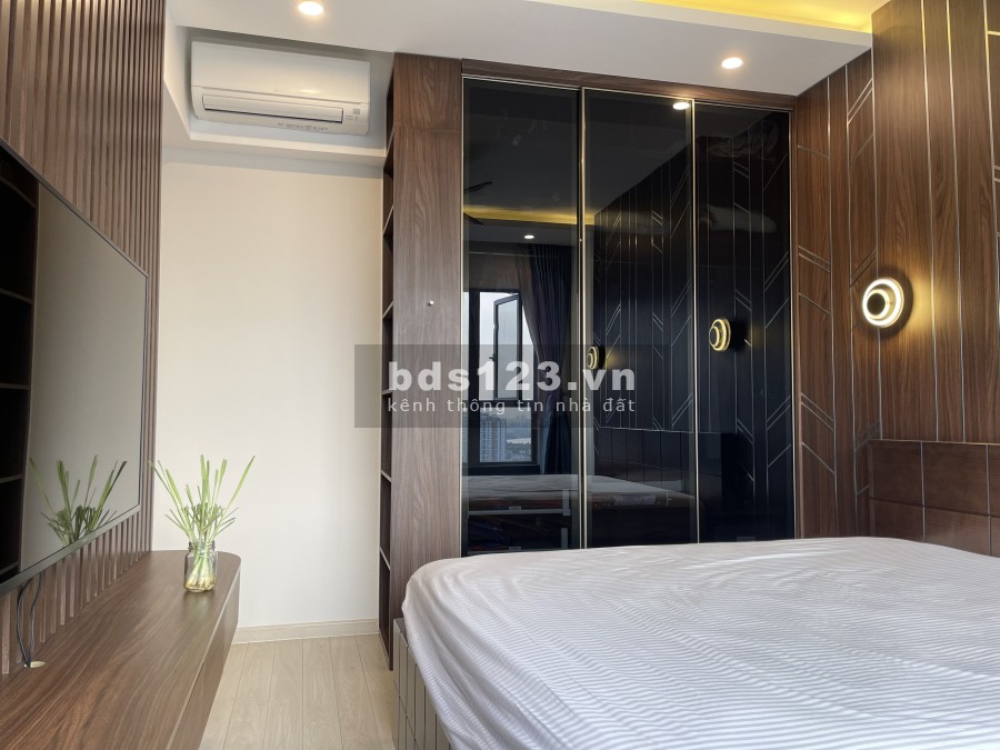 Chính chủ gửi cần bán căn hộ Palm Heights giá tốt đầu tư, bàn giao đầy đủ giấy tờ pháp lý
