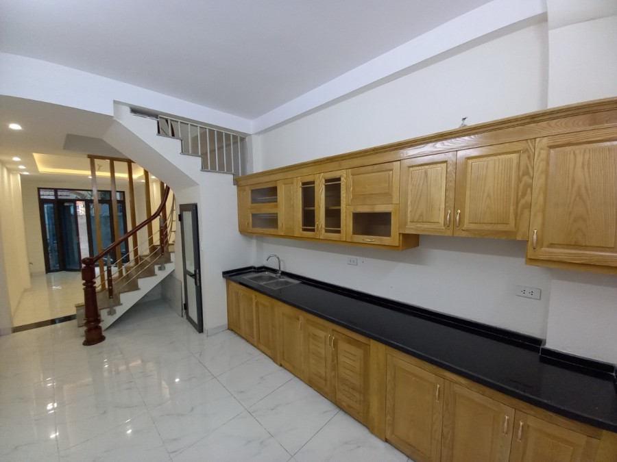 Chính Chủ Cần bán gấp nhà dân xây38.5m2 Nhà 3 tầng tổ 11 yên nghĩa, giá 3ty150tr
