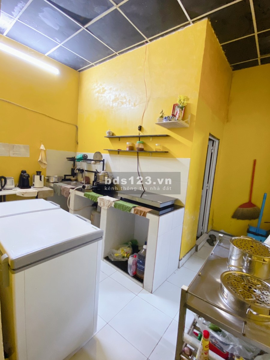Sang mặt bằng đường Tô Vĩnh Diện, diện tích 100m2, giá thuê 1 tháng chỉ 6.8 triệu