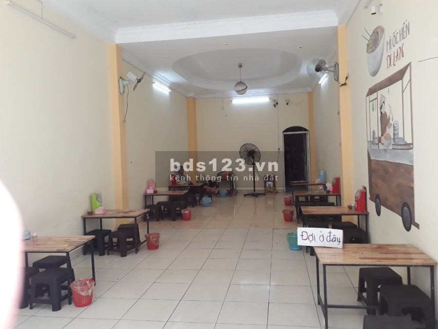 Cho Thuê mặt bằng mặt ngay sau trường đại học HutechSDT: 0916017679 (A.Xuân) - 0908049137 (C.Sơn)