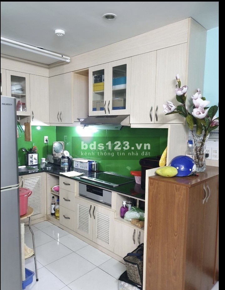 Chính chủ bán căn hộ chung cư Sài Gòn Town Tân Phú, vị trí trung tâm, thuận lợi giao thông