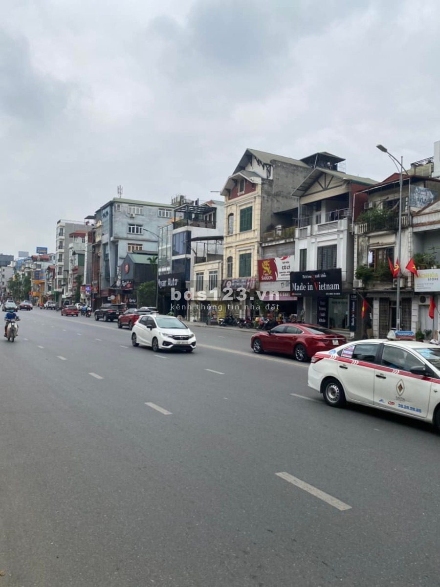 Bán nhà MP Nghi Tàm 338m2 mặt tiền 6.9m giá 133 tỷ. LH 0912442669