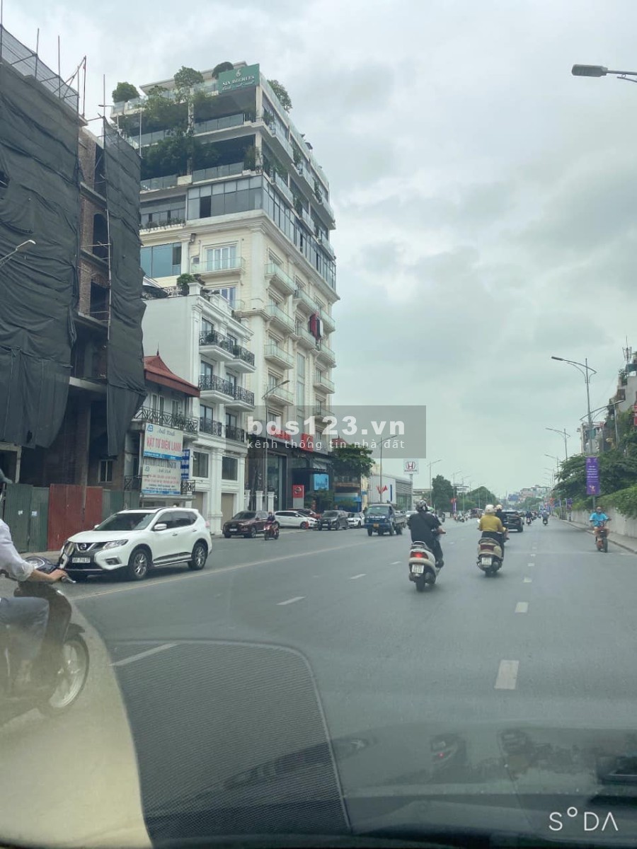 Bán nhà MP Nghi Tàm 338m2 mặt tiền 6.9m giá 133 tỷ. LH 0912442669