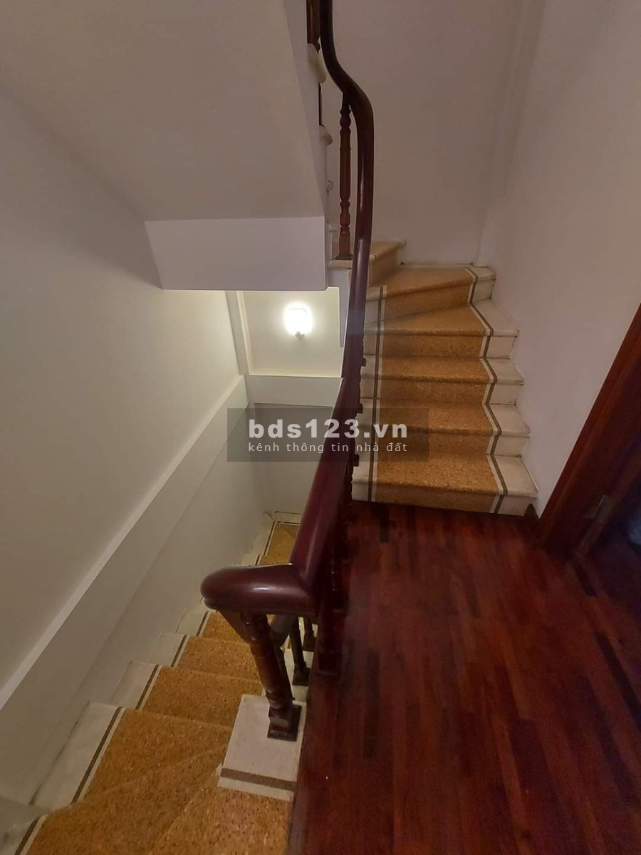 Bán nhà 5 tầng mặt ngõ ô tô tránh Phố Cù Chính Lan 48m2 giá 5,95 tỷ. LH 0912442669