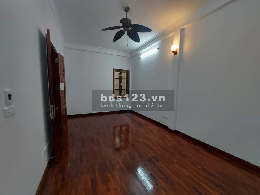 Bán nhà 5 tầng mặt ngõ ô tô tránh Phố Cù Chính Lan 48m2 giá 5,95 tỷ. LH 0912442669