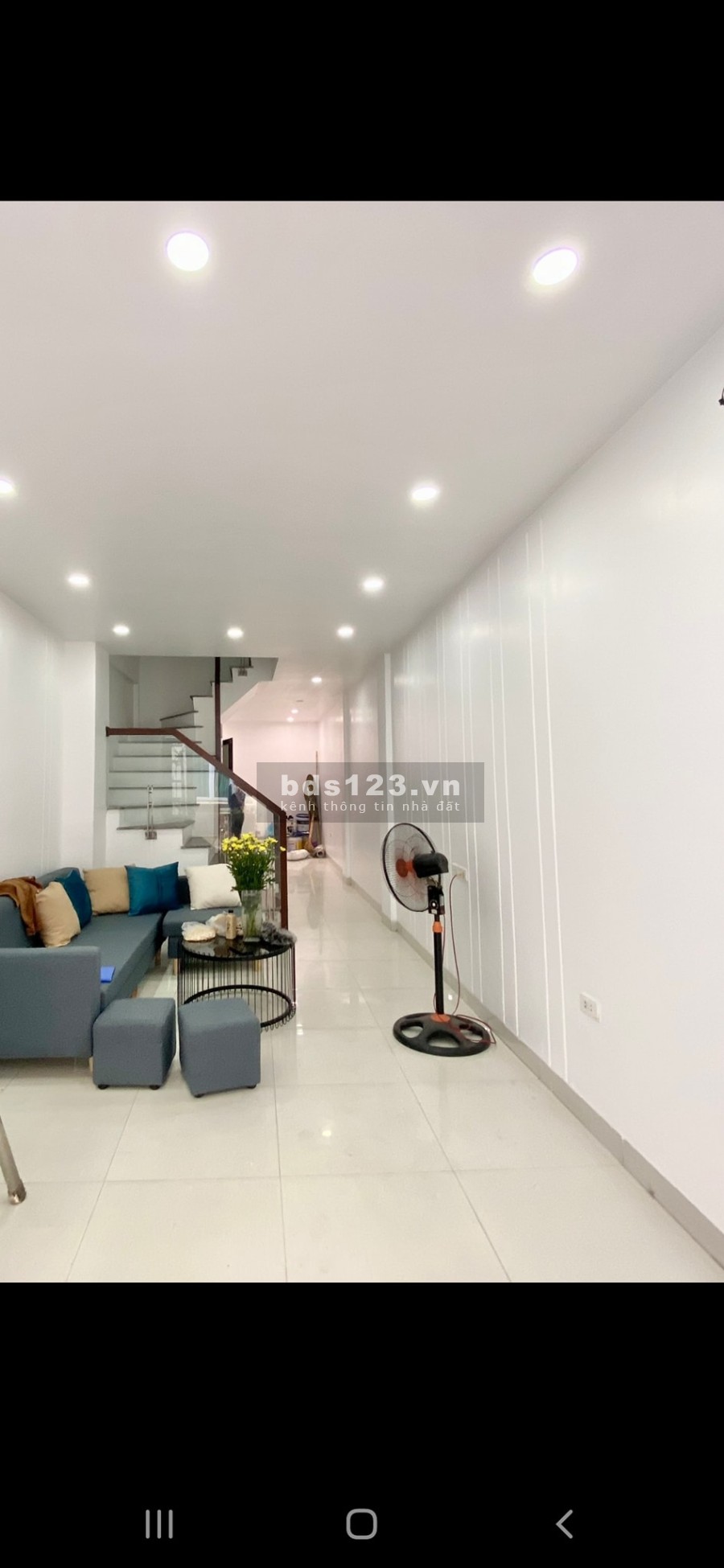 Bán nhà diện tích rộng 10m ô tô tránh, 40m2 5 tầng đúc giá bán 3.4 tỷ, Nam Dư, pháp lý đủ