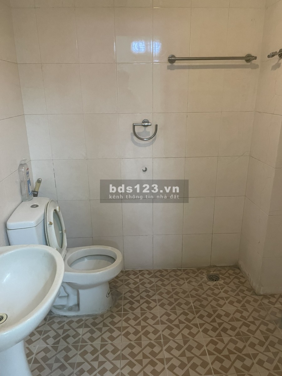 Cho thuê văn phòng trong toà nhà 56 Hoàng Văn Thái giá 14 triệu/tháng, sổ sẵn