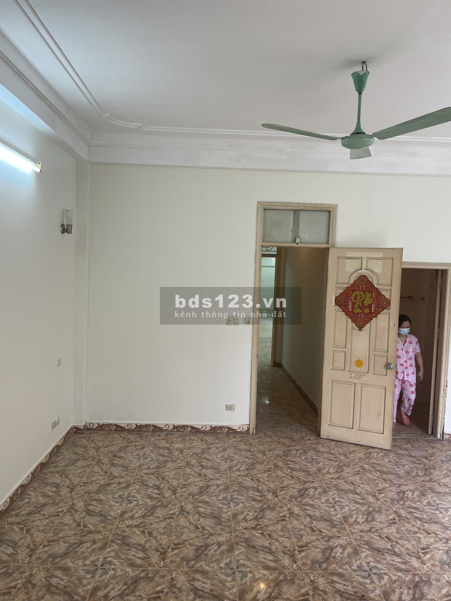 Cho thuê văn phòng trong toà nhà 56 Hoàng Văn Thái giá 14 triệu/tháng, sổ sẵn