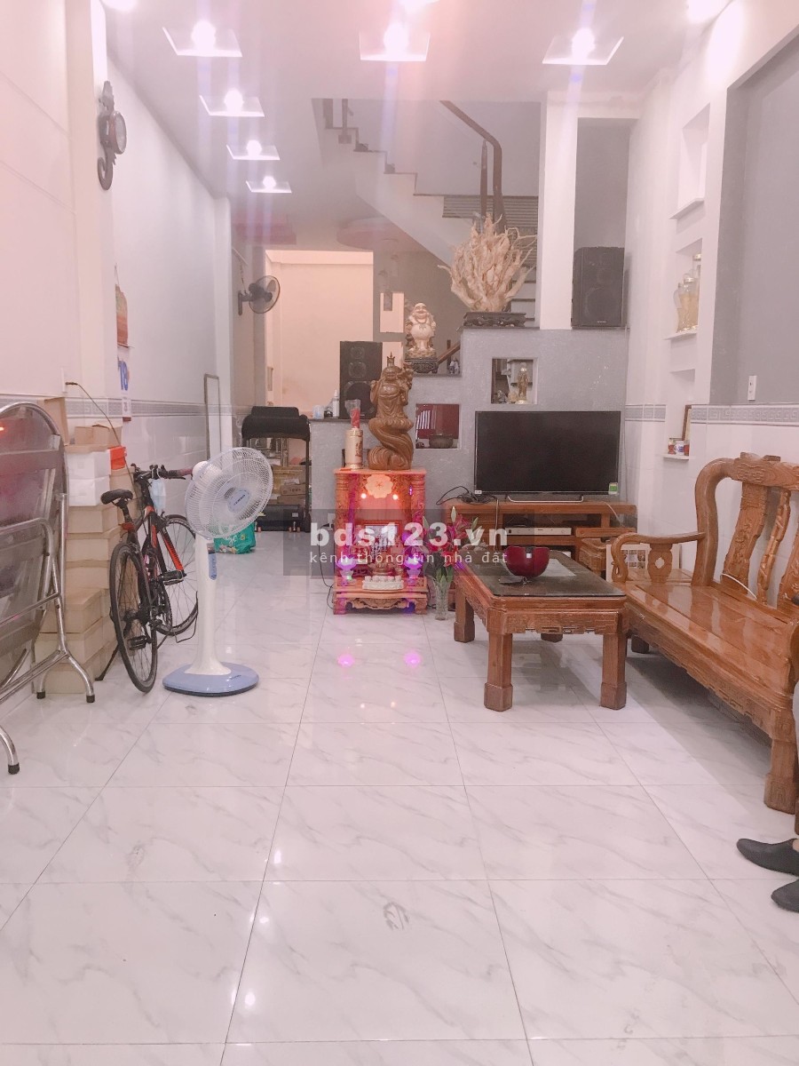Nhà đẹp ở ngay hẻm xe tải quay đầu 6m gần Bảy Hiền chỉ 6.8 tỷ lh 0943842686
