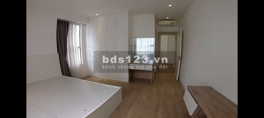 Chính chủ bán căn hộ 3PN diện tích sử dụng 98m2 Sunrise Riverside vào ở ngay