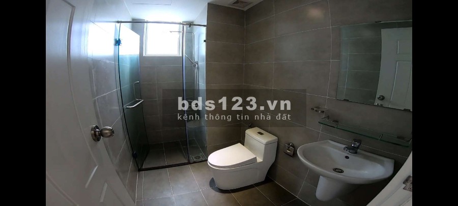 Chính chủ bán căn hộ 3PN diện tích sử dụng 98m2 Sunrise Riverside vào ở ngay