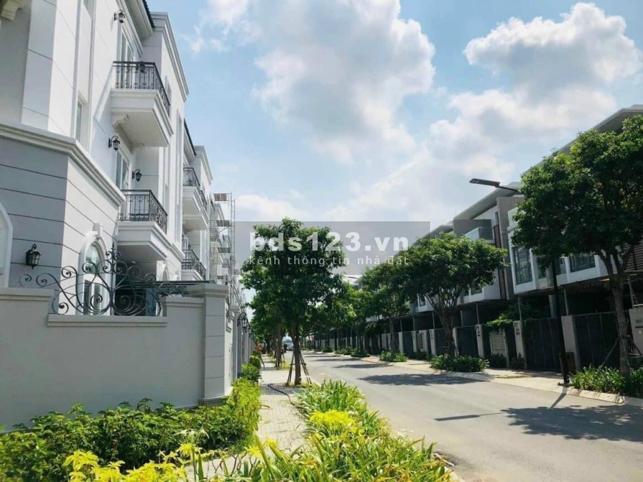 Căn Hộ Cao Cấp hiếm hoi Quận 2 TP Thủ Đức nằm trong khu Nhà Phố Biệt Thự Triệu Đô Phố Đông Village